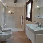 Via Zagarelli Alle Mura 80 Rávena