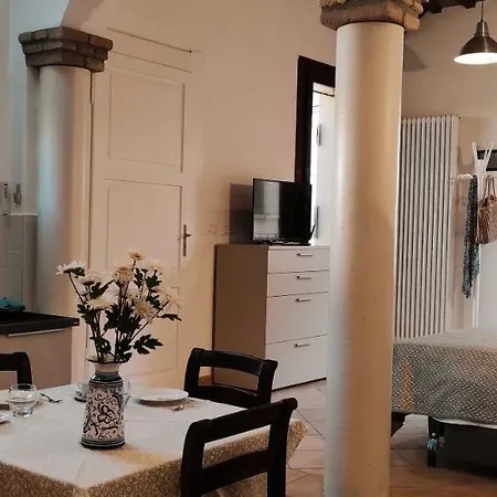 Apartamento Via Zagarelli Alle Mura 80 Rávena